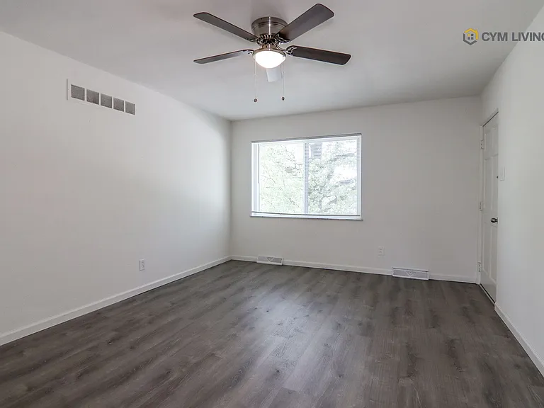 The Anchor Apartments — Photo 13
