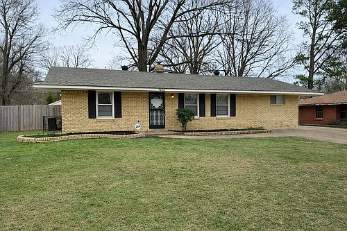 4898 Dianne Dr Photo 1