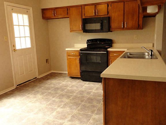 5th image of 5939 Shannon Dr