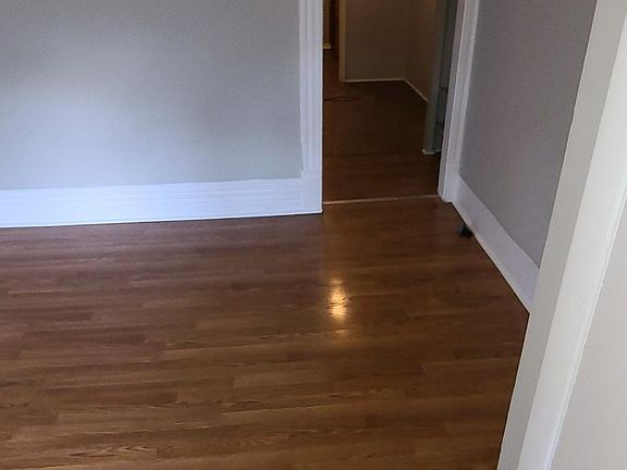 4th image of 312 Randall St #1