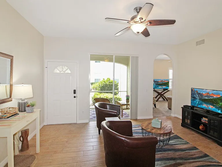 1103 L Pavia Blvd — Photo 4