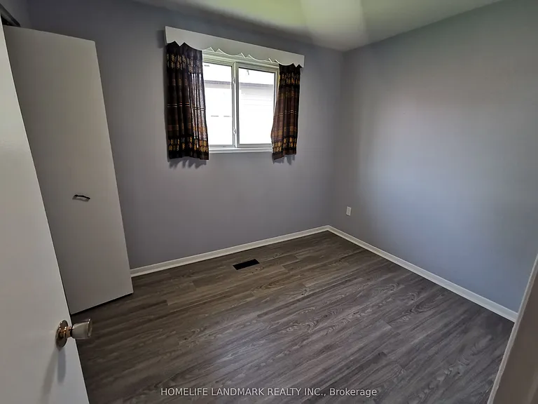 16 Nortonville Dr #UPPER — Photo 12