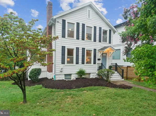 2602 Washington Blvd, Arlington, VA 22201