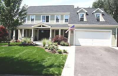 1st image of 1780 Oxford Dr