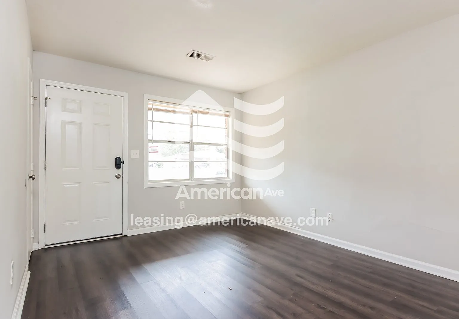 3 bed, 1.0 bath, 974 sqft, $835 — Photo 4