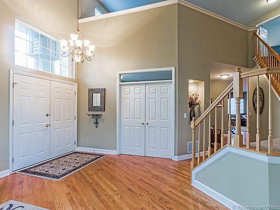 3rd image of 1412 Somerset Ct