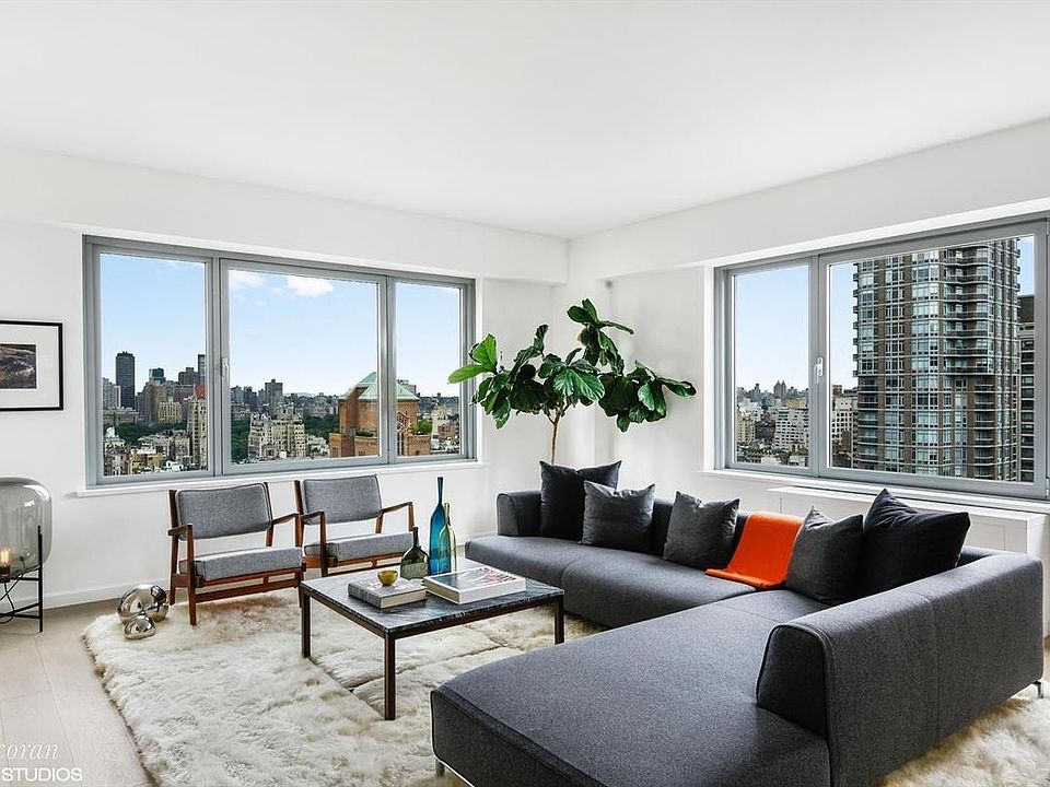 1st image of 200 E 62nd St APT 28-A