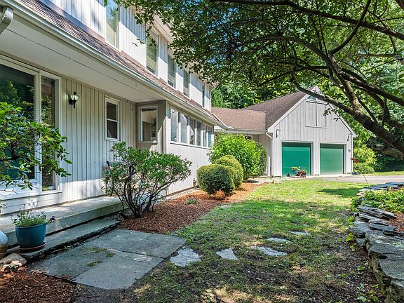 72 Ayers Point Road