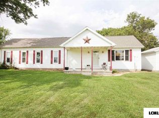 1012 Sheldon St, CORNLAND, IL 62519