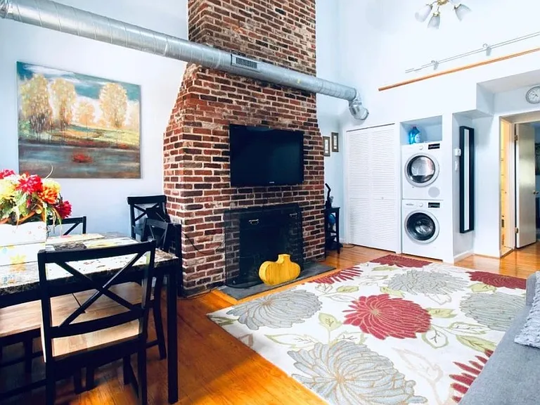 423 S 13th St #3 — Photo 25