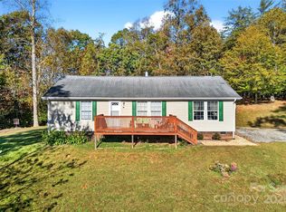 157 Blue Bird Meadows Dr, Nebo, NC 28761