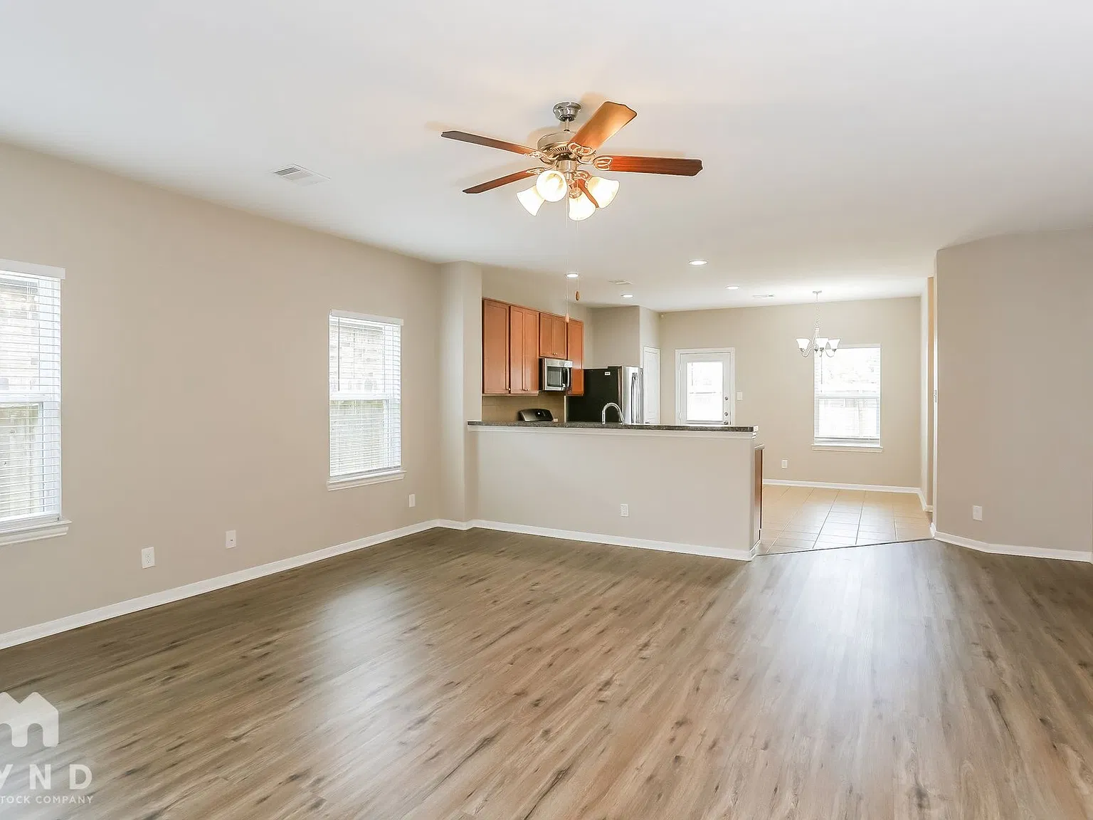 4 bed, 2.0 bath, 1639 sqft, $1,885 — Photo 4