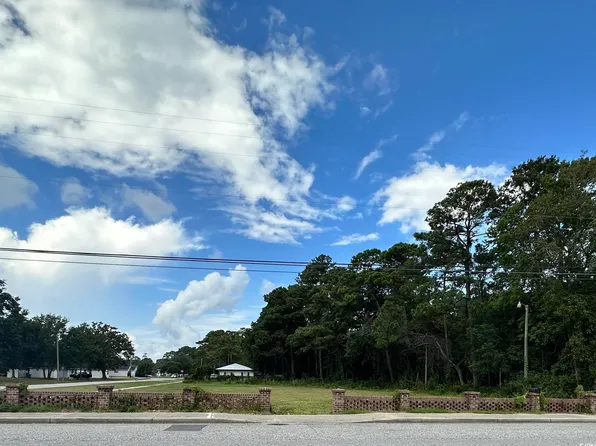 1101 Carver St., Myrtle Beach, SC 29577