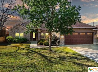 105 Jake Dr, Jarrell, TX 76537