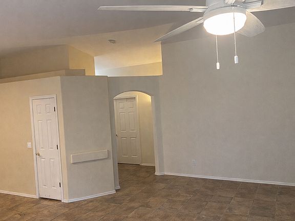 Kitchen / Main living area 2