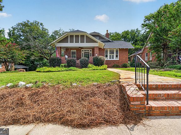 2nd image of 291 Buford Pl