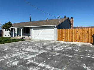 437 E Edison St, Manteca, CA 95336
