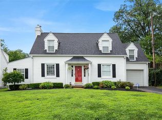1 Stratford Ln, Saint Louis, MO 63144