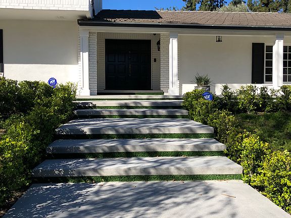 2nd image of 5101 Del Moreno Dr