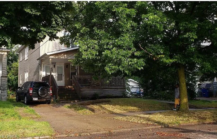 2017 W 83rd St photo 1