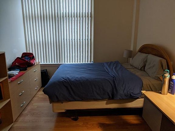 5th image of 1935 S Archer Ave APT 320