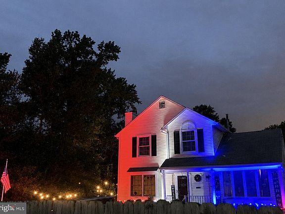 3rd image of 106 E Williams Ave