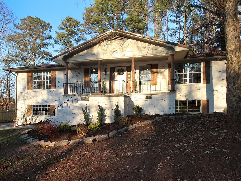 1st image of 4404 Woodbine Rd