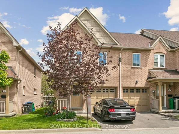3150 Erin Centre Blvd #14, Mississauga, ON L5M 7Z2