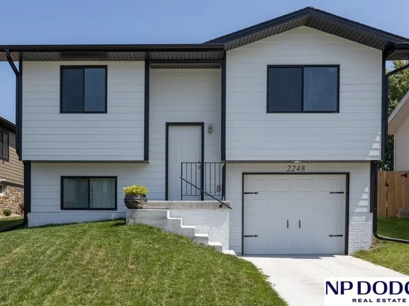 2248 NW 57th St, Lincoln, NE 68524