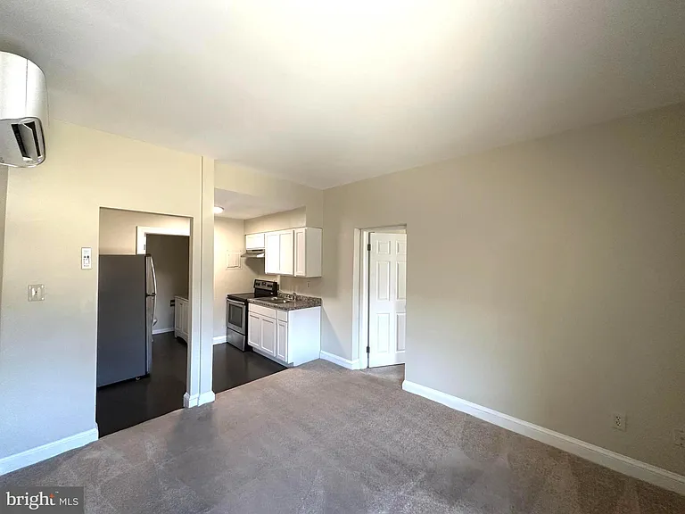 64 W Antietam St #3 — Photo 10