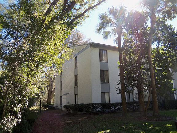 2nd image of 1372 Pine Ridge Cir E #2-133-A