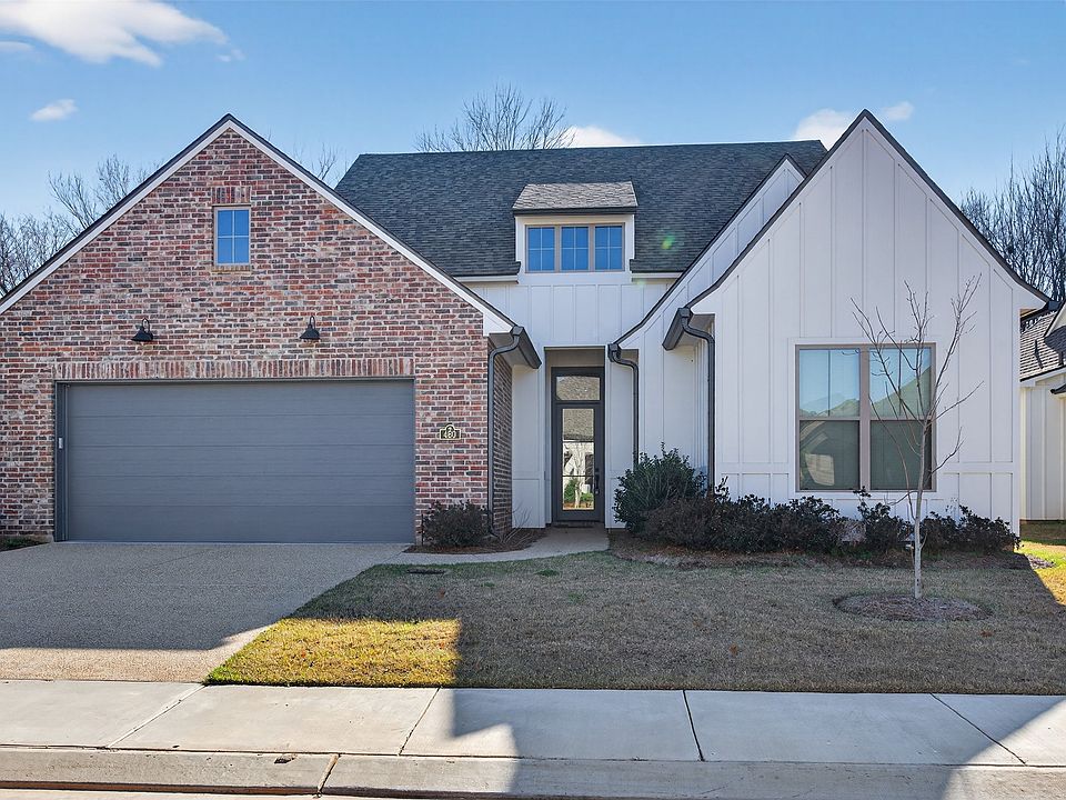 1st image of 460 Stacey Ln