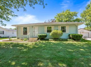 1003 16th St, Port Byron, IL 61275
