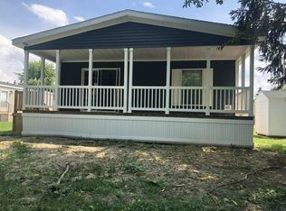 1898 Forestview Dr, Ypsilanti, MI 48198