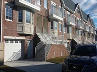 343 Soundview Ln #A, College Point, NY 11356