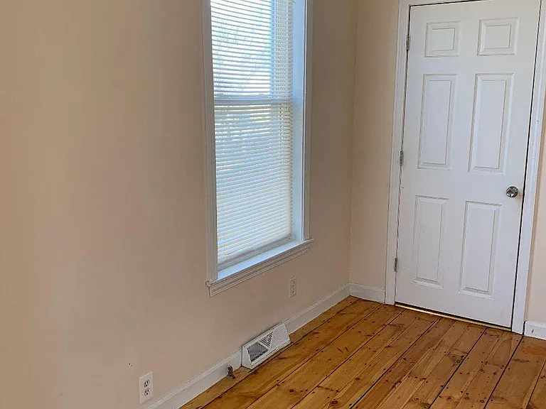 856 Valley St #A — Photo 16