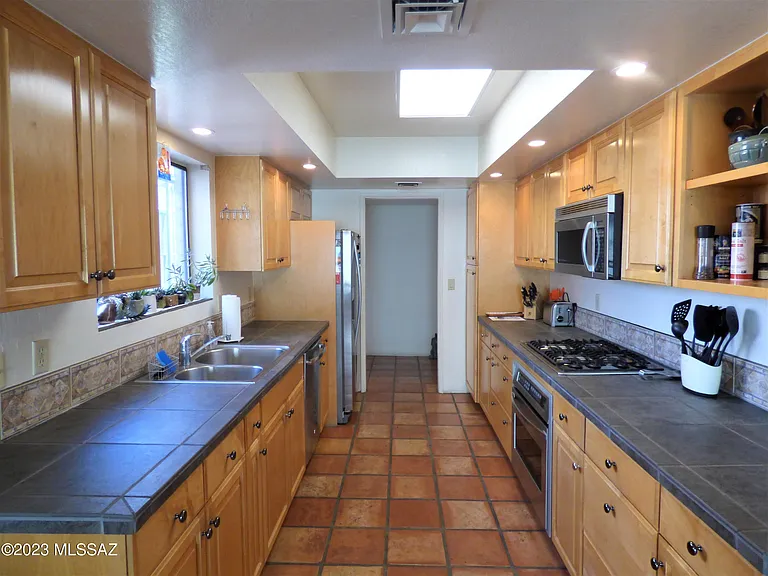 5300 N Montezuma Trl — Photo 8