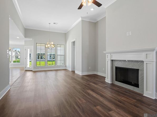 30192 Sanctuary Blvd, Denham Springs, LA 70726