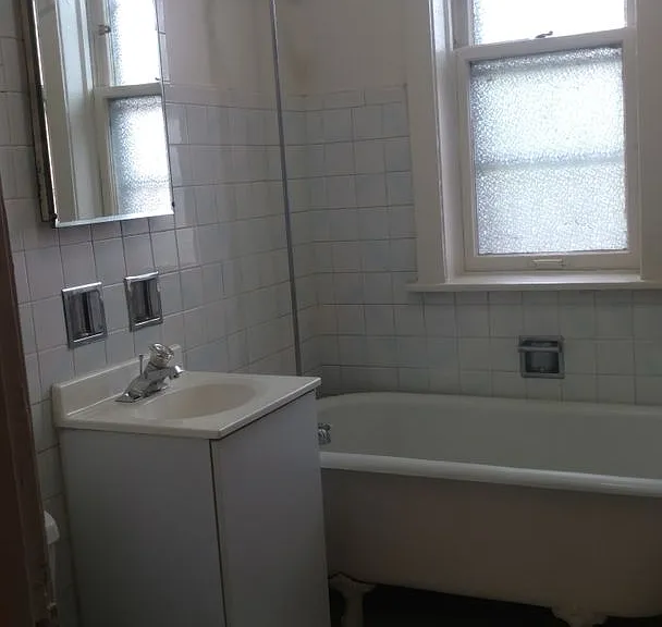3508 N Wolcott Ave — Photo 8