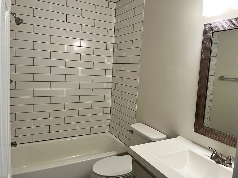 Bathroom 2, upstairs