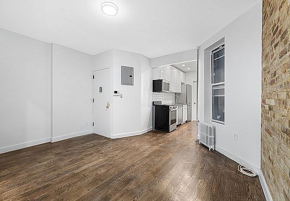 2nd image of 313 E 92nd St APT 4E