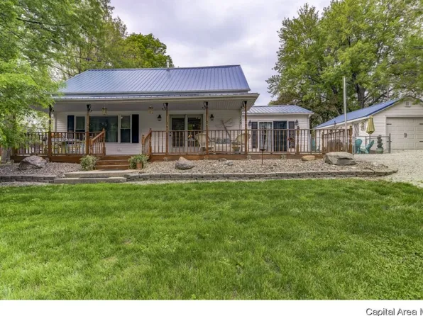 115 W Charles St, Buffalo, IL 62515