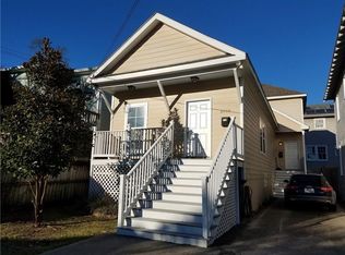 2912 Robert St, New Orleans, LA 70125