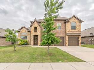 289 Pine Crest Dr, Justin, TX 76247