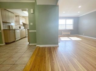 160-65 Willets Point Blvd #1, Whitestone, NY 11357