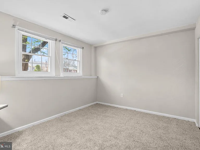 135 Bralan Ln — Photo 16