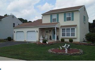 51 Orlando Dr, Sicklerville, NJ 08081