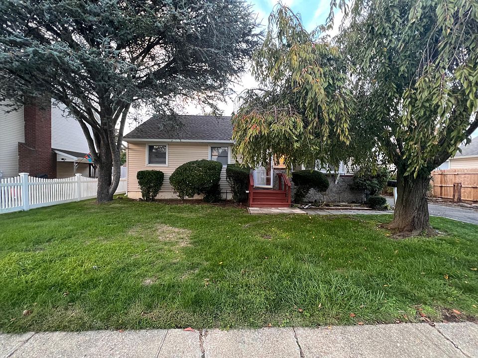 1st image of 3 Windsor St