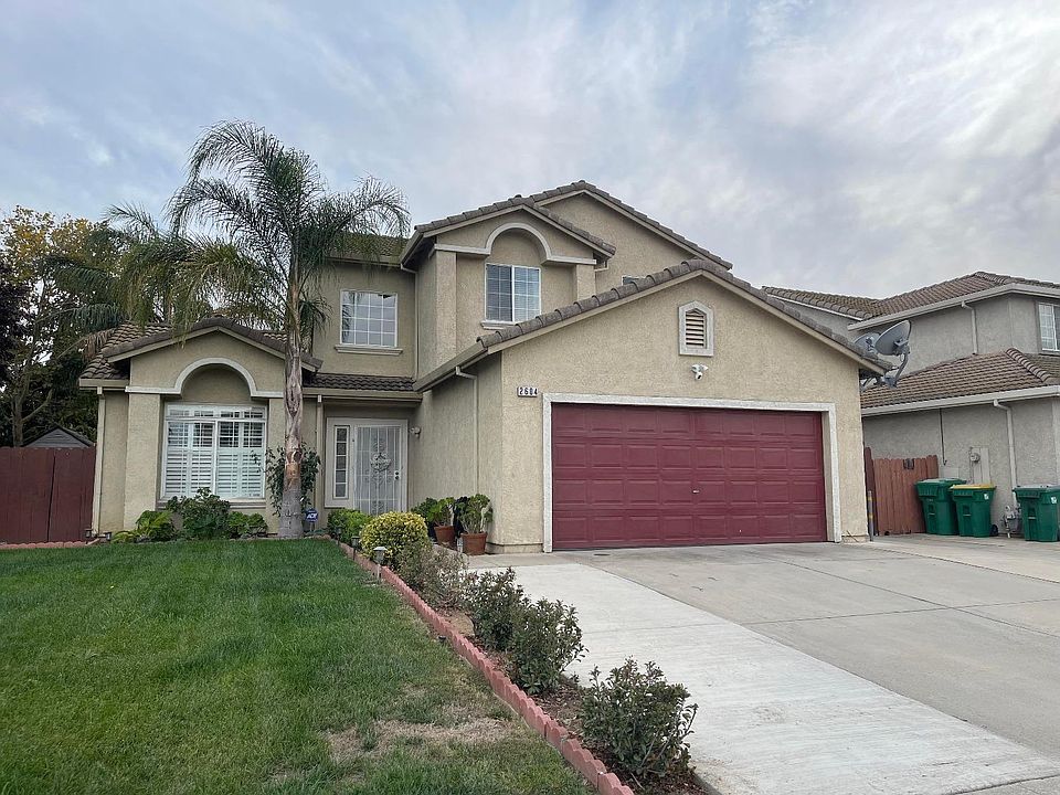 1st image of 2604 E Blossom Cir