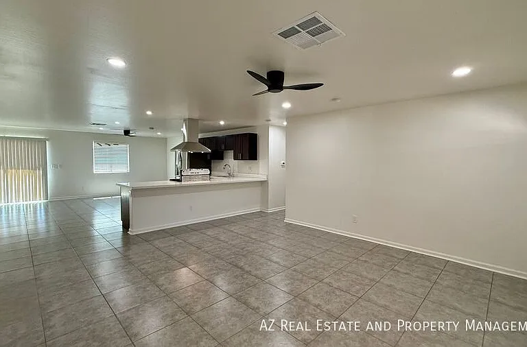 8501 W Mitchell Dr — Photo 5